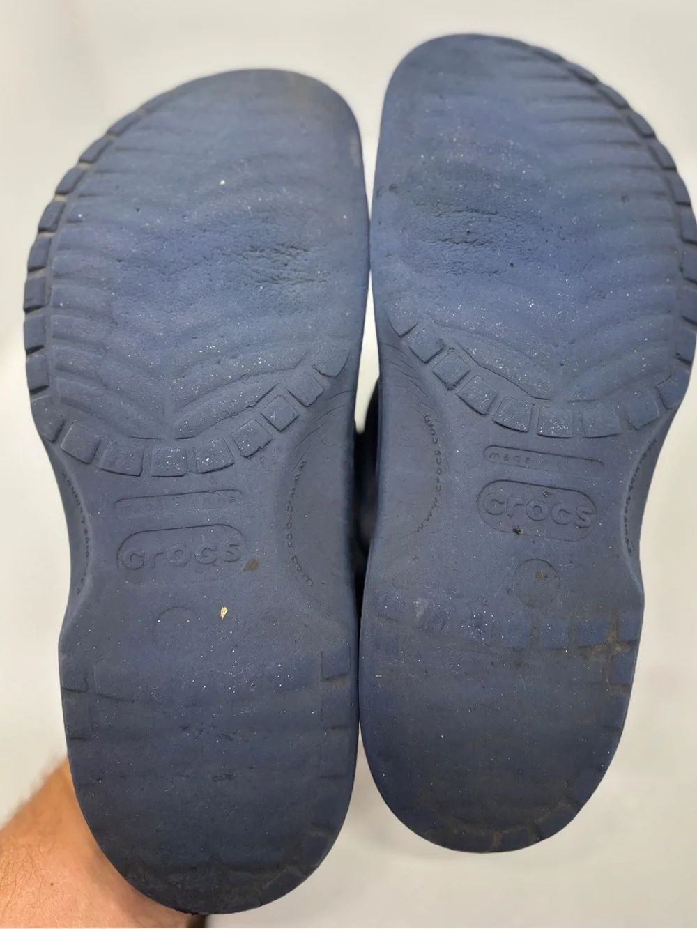 Crocs Classic Clogs Navy Blue Men’s Size 11 Slip On Comfort Shoes